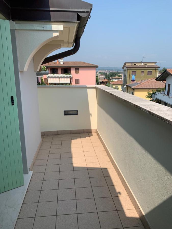 ديسينسانو ديل غاردا Residence Del Lago المظهر الخارجي الصورة