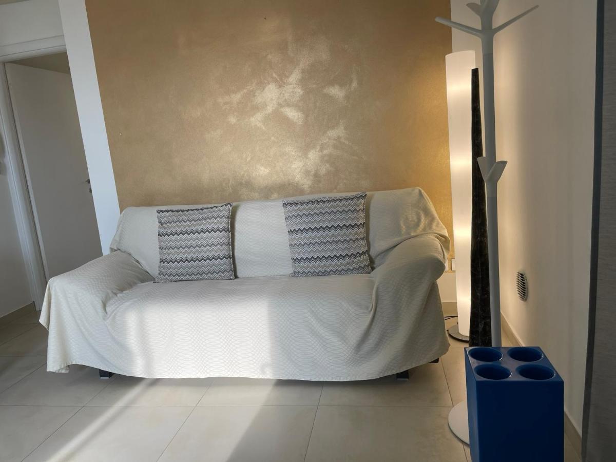 ديسينسانو ديل غاردا Residence Del Lago المظهر الخارجي الصورة