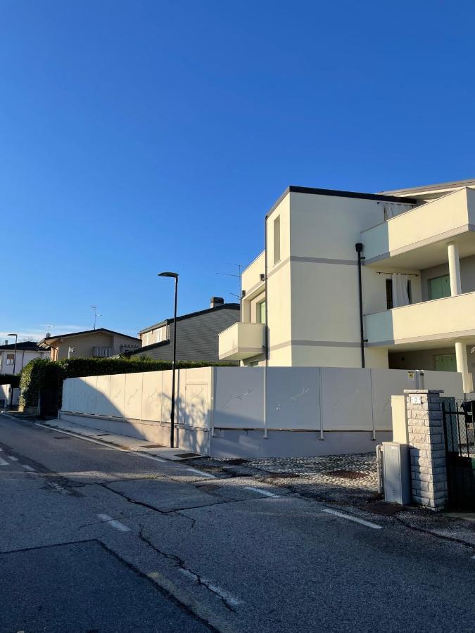ديسينسانو ديل غاردا Residence Del Lago المظهر الخارجي الصورة